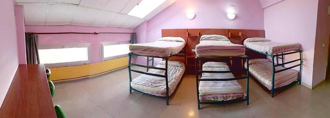 Residencia Albergue Jaca Ngoại thất bức ảnh