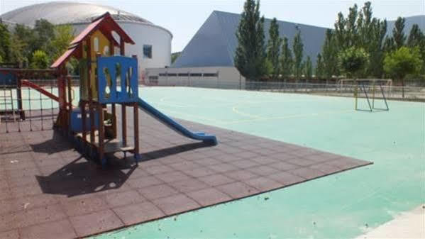 Residencia Albergue Jaca Ngoại thất bức ảnh